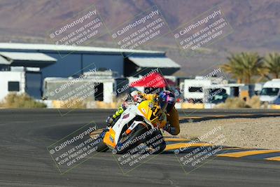 media/Feb-26-2023-CVMA (Sun) [[c890c6e7db]]/Race 17 Amateur Supersport Middleweight/